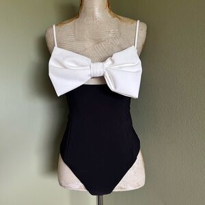 NWOT Zara Bodysuit Black with Cream Bow Sz XS